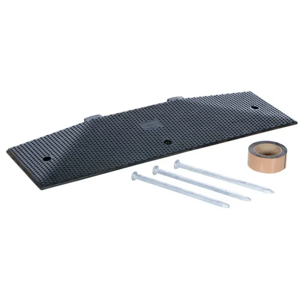 Rubber Speed Hump Male End Cap Asphalt Hardware 11-3/16 In. x 35-1/4 In. x 1-7/8 In. 60000 Lb. Capacity Black